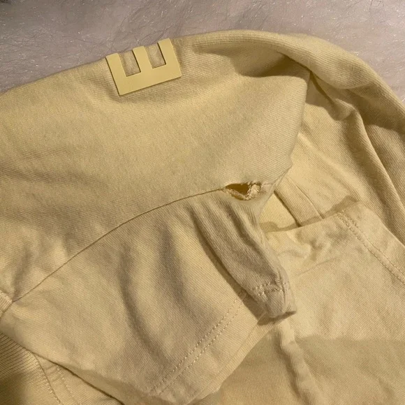 Authentic Essentials T-shirts, size 4/5t good condition - Picture 5 of 5